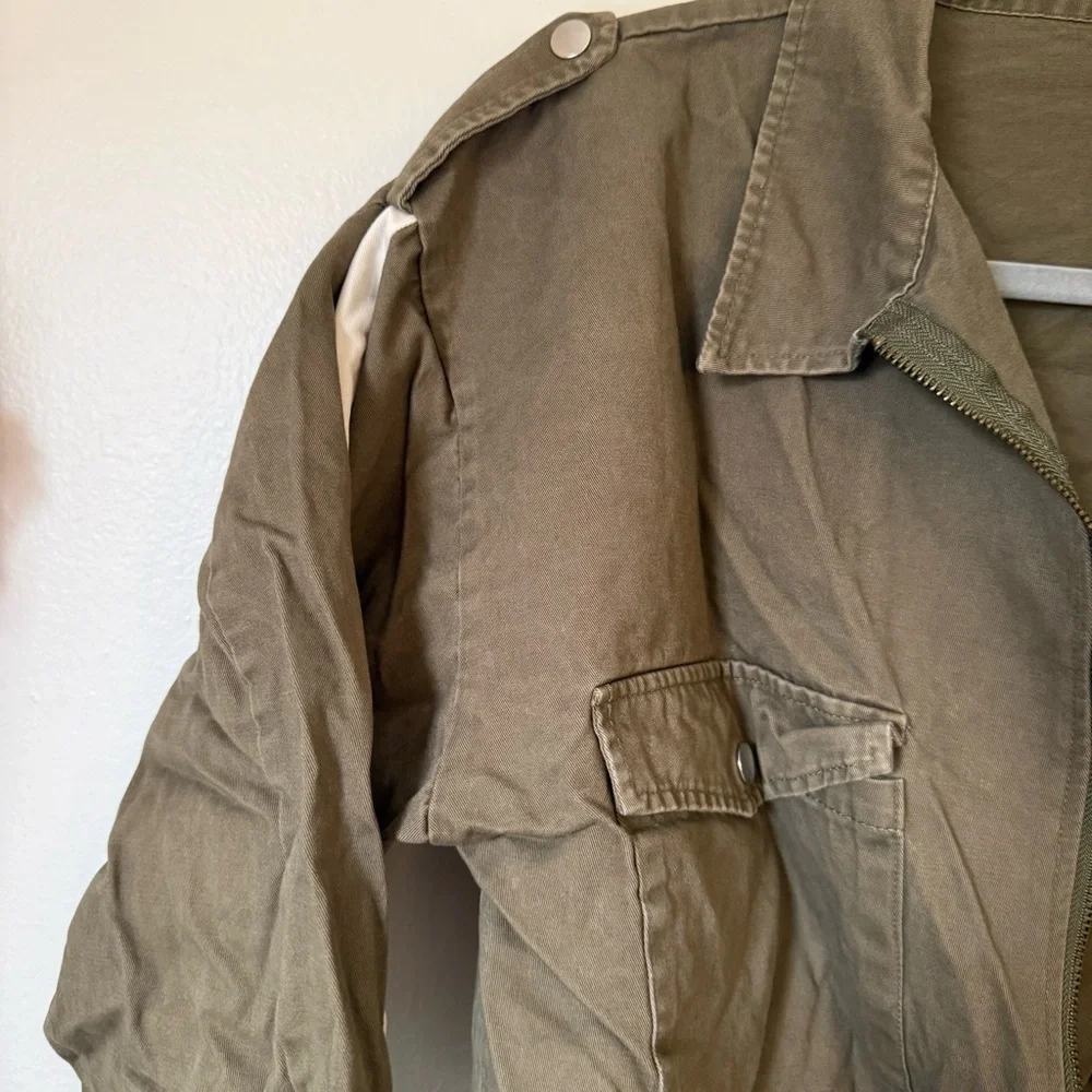 Windsor Olive Cropped Utility Jacket with Drawstring - Picture 2 of 7